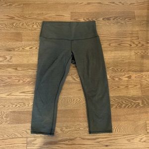 Lululemon green/grey crop leggings NWOT